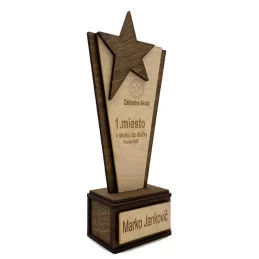 Drevená trofej s vlastným logom a textom - a