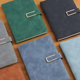 Zápisník s perom 02