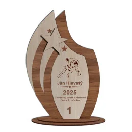 Drevená trofej s vlastným...