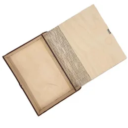 Drevená krabička na birmovku s menom a dátumom – dar a pamiatka